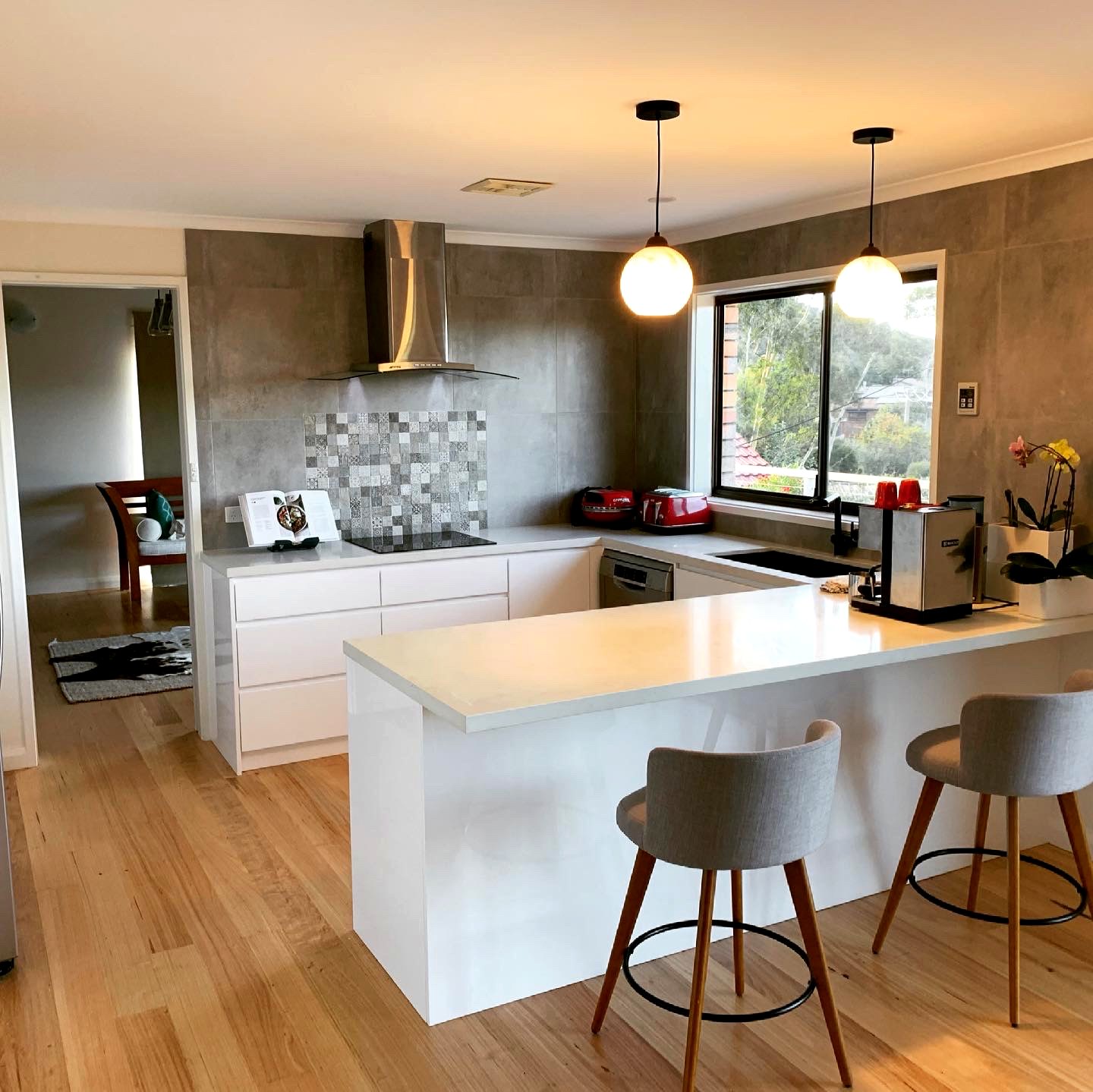 Euro Bathrooms & Kitchens completed kitchen renovation, view 1